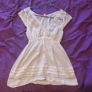 White lace tunic
